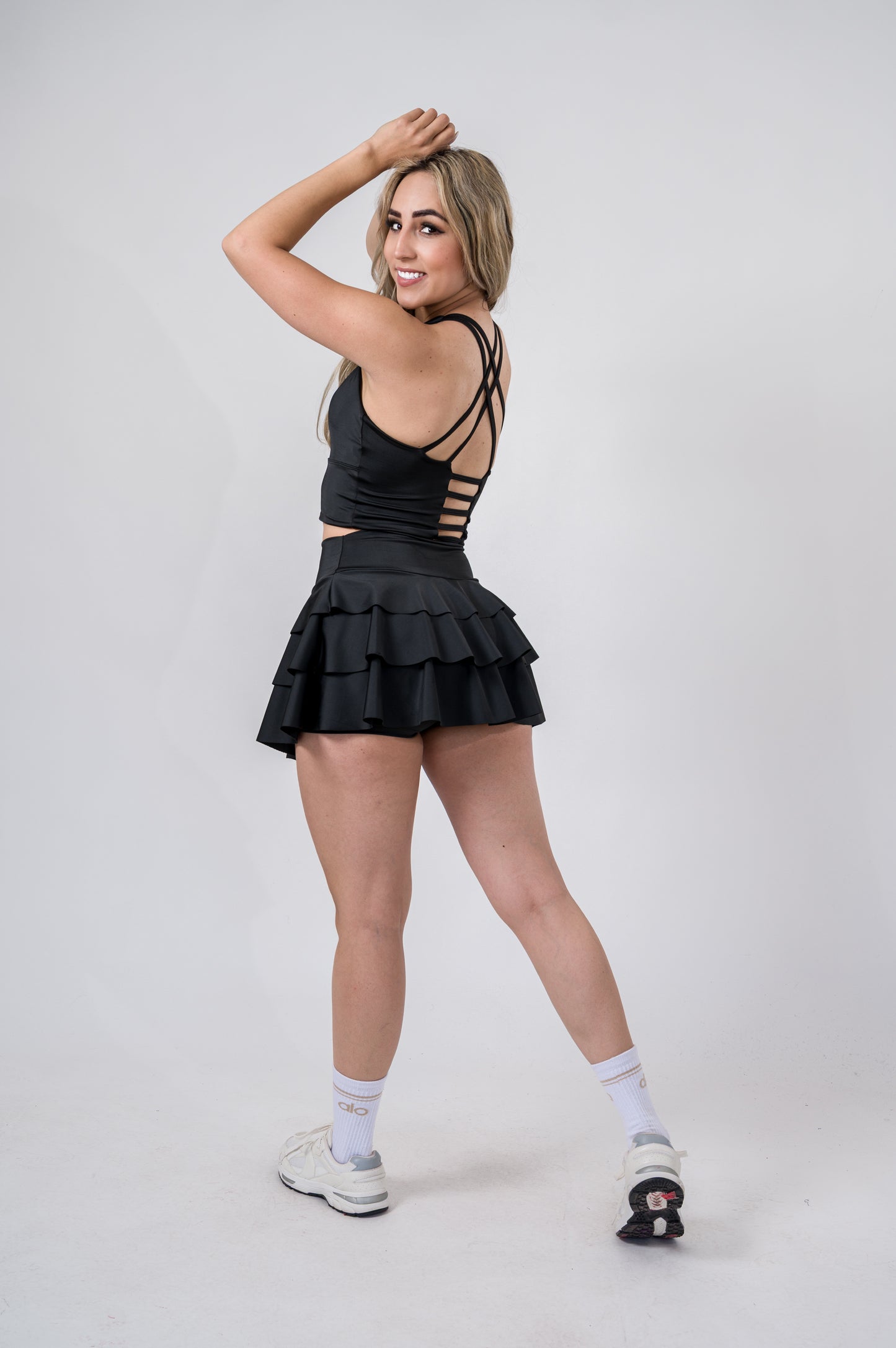 CROP ESPALDA CINTAS