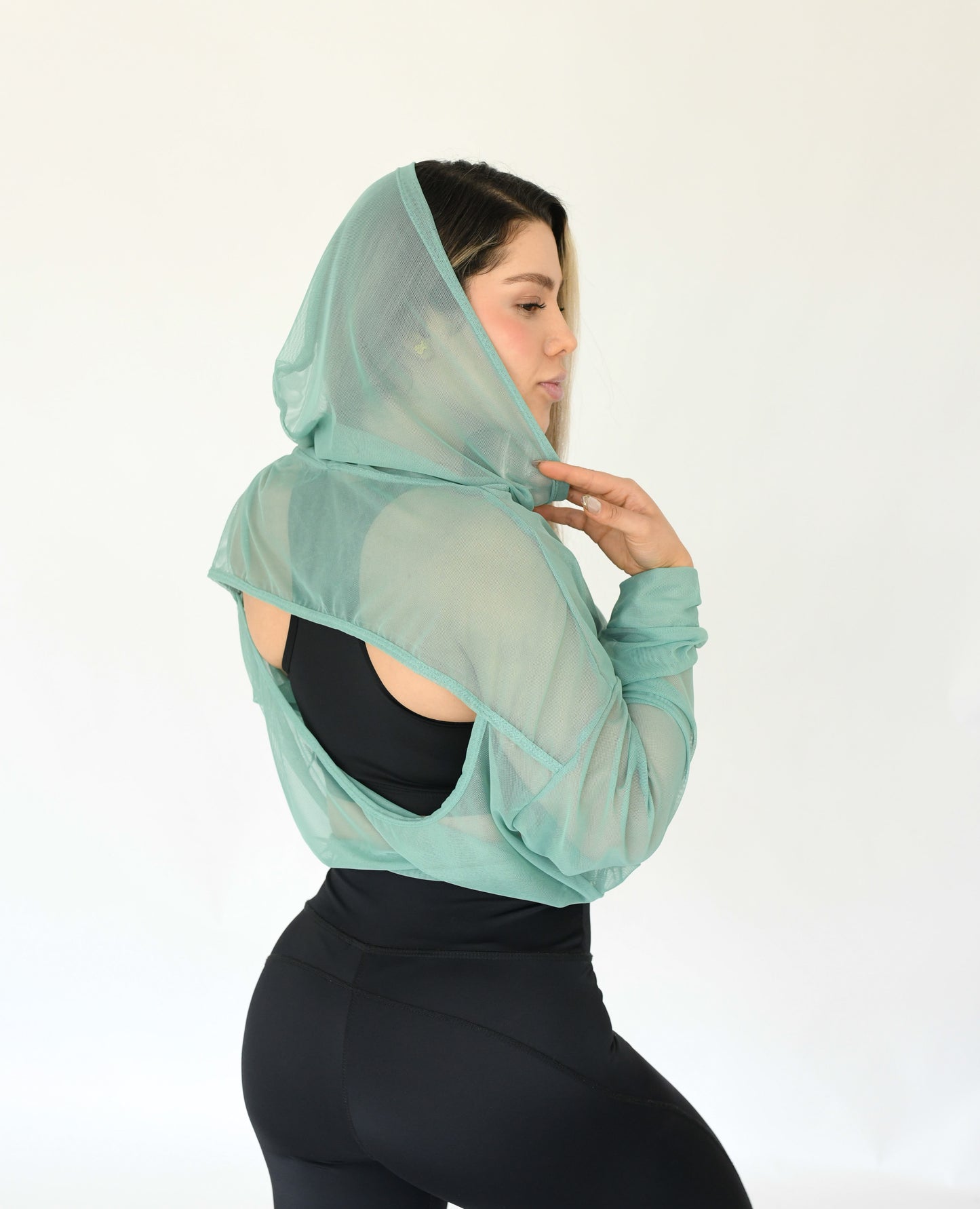 SUDADERA MESH ESPALDA ABIERTA