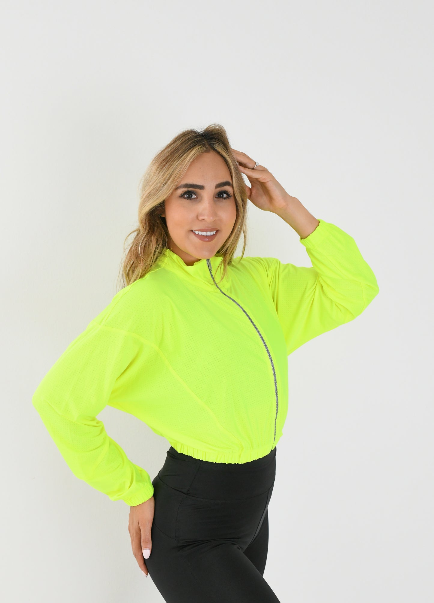 CHAMARRA BOMBER MICROPERFORADA