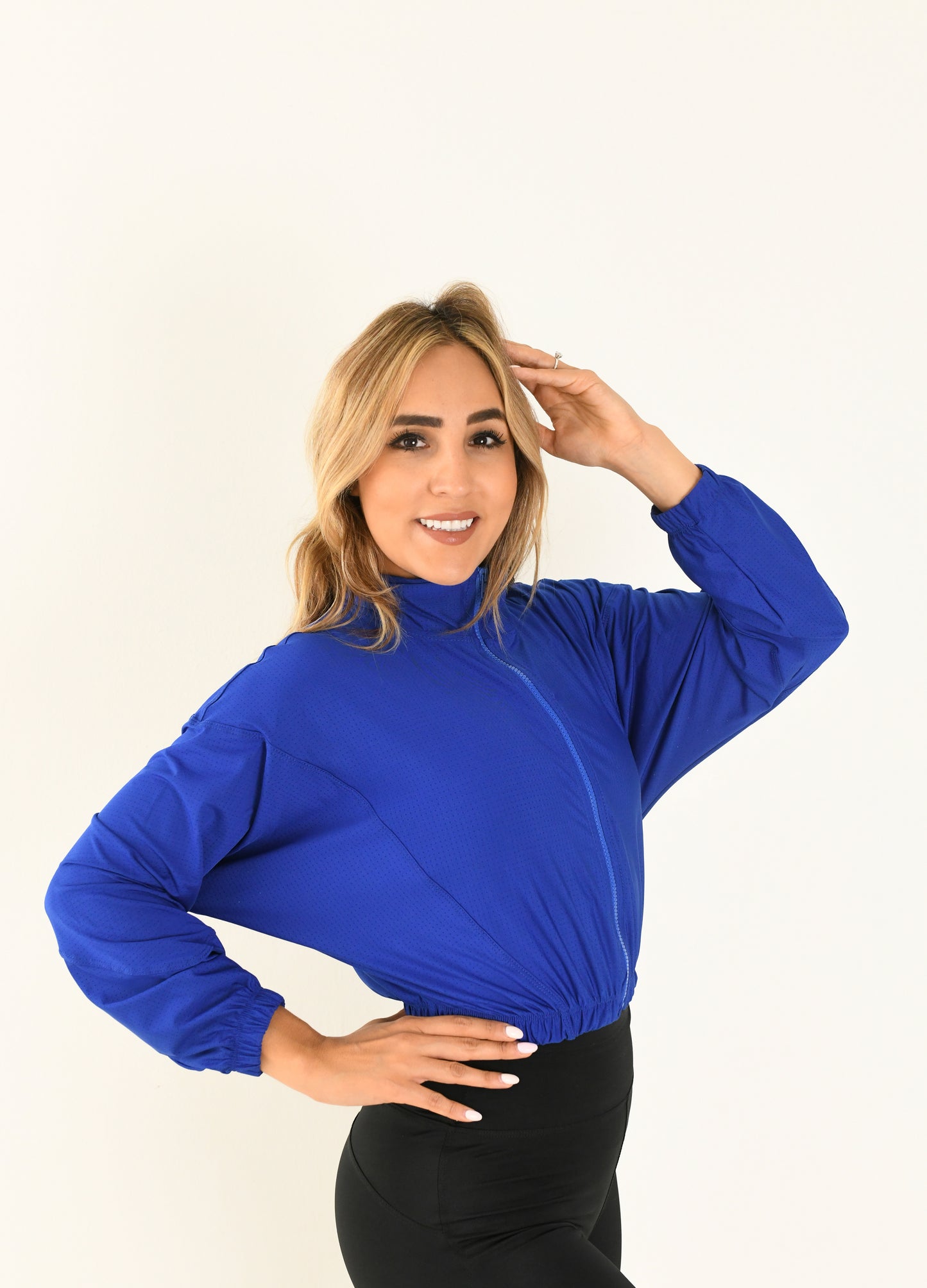 CHAMARRA BOMBER MICROPERFORADA