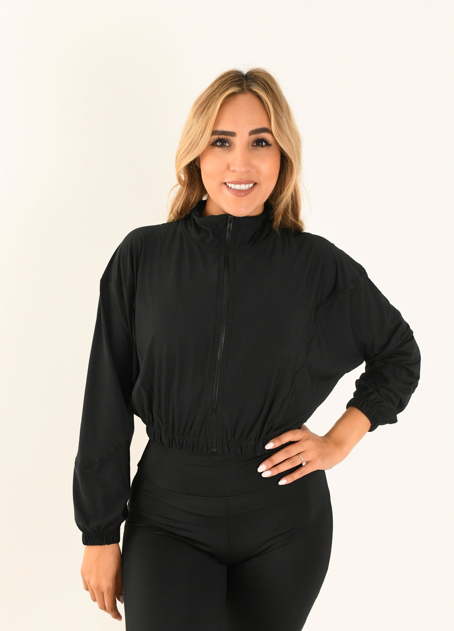 CHAMARRA BOMBER MICROPERFORADA