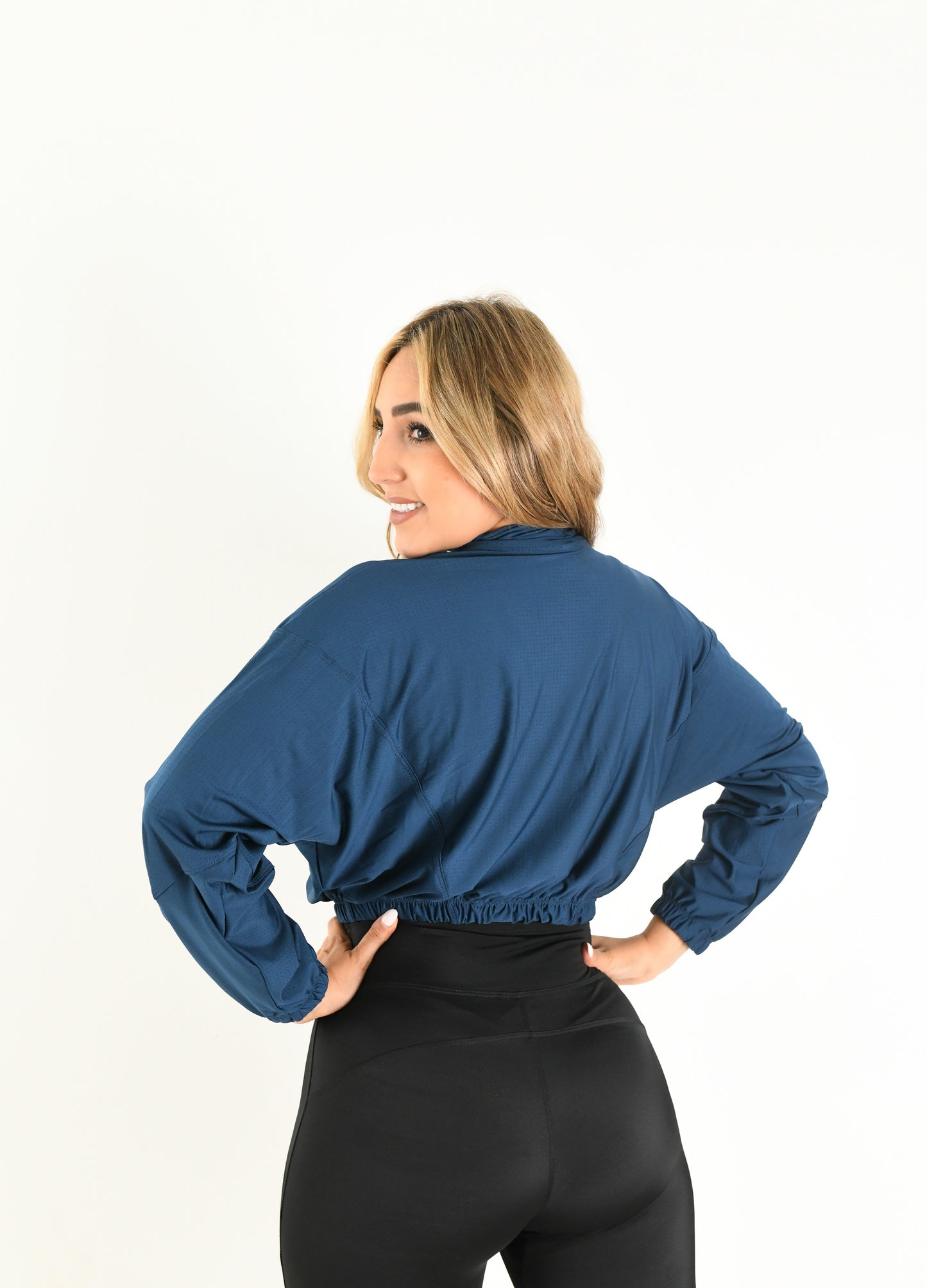 CHAMARRA BOMBER MICROPERFORADA