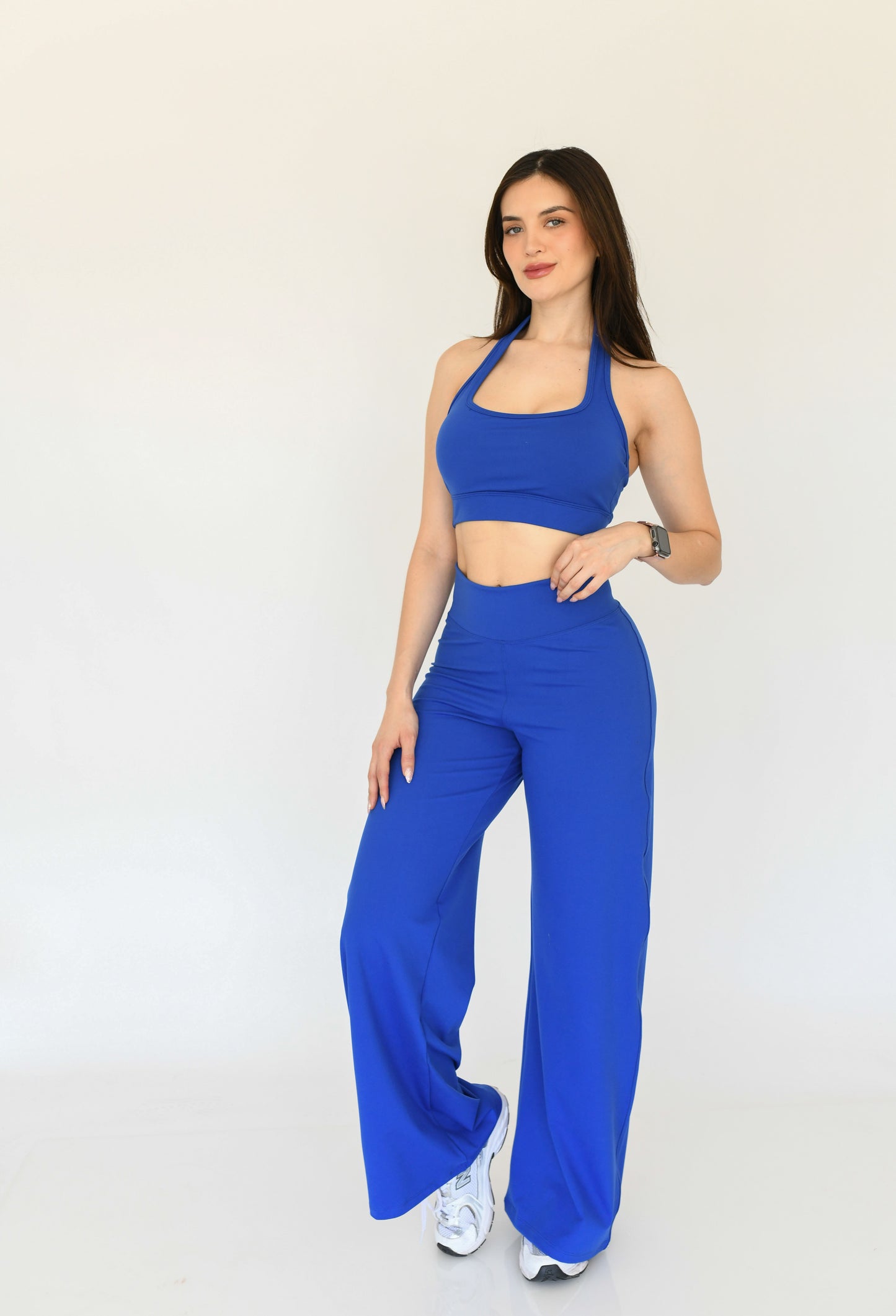Pantalón pierna ancha