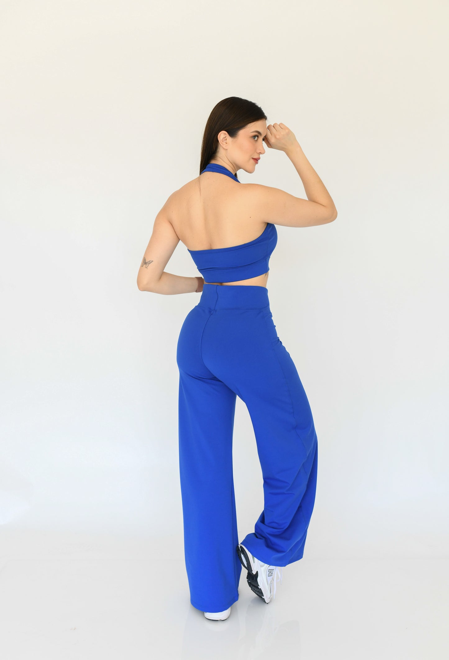 Pantalón pierna ancha