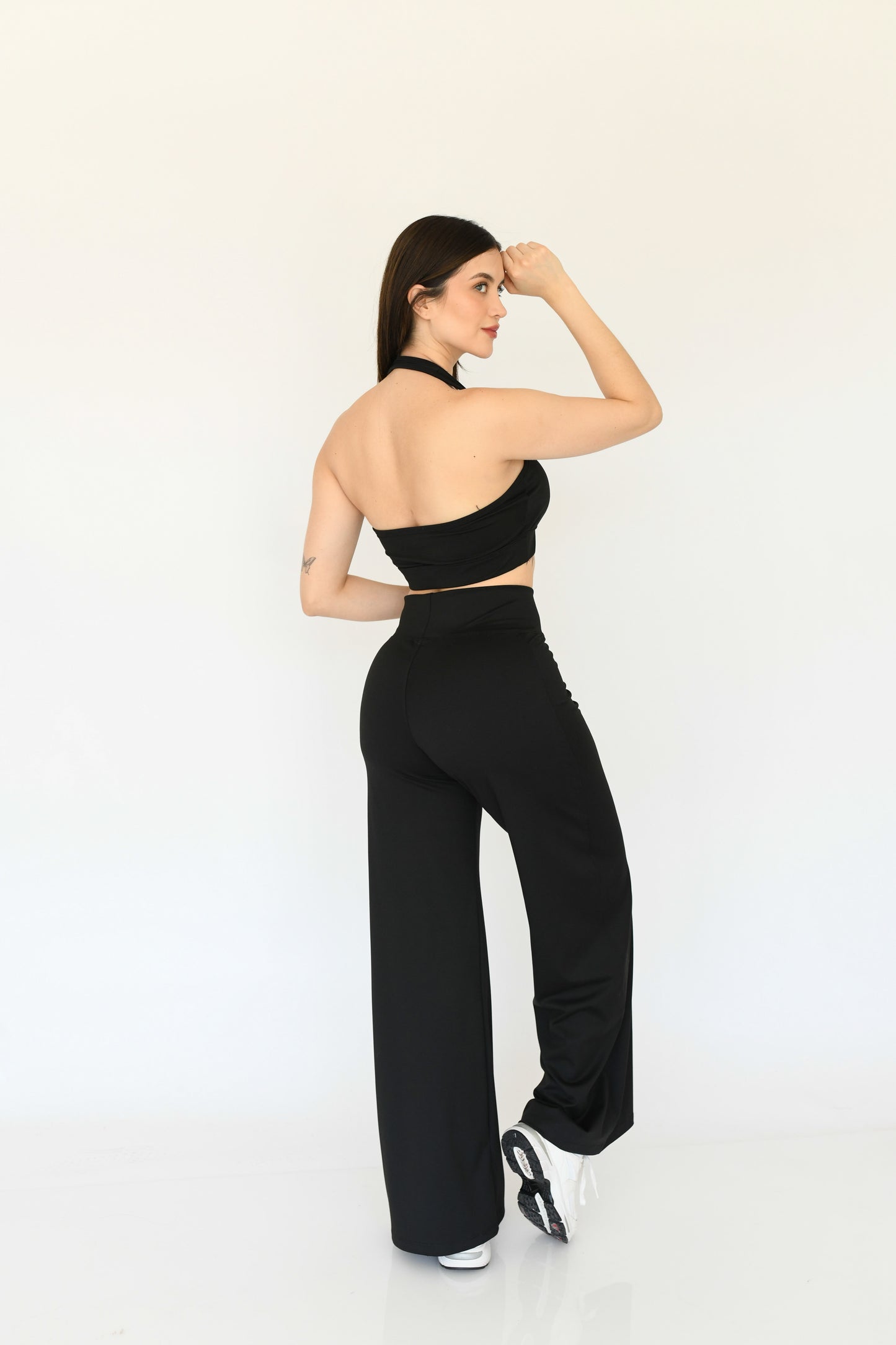 Pantalón pierna ancha
